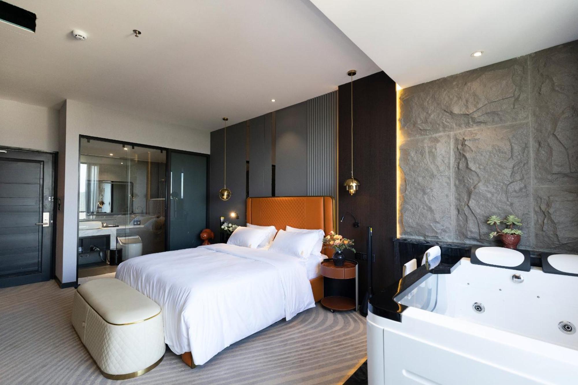 New Century Dalat Hotel Eksteriør billede